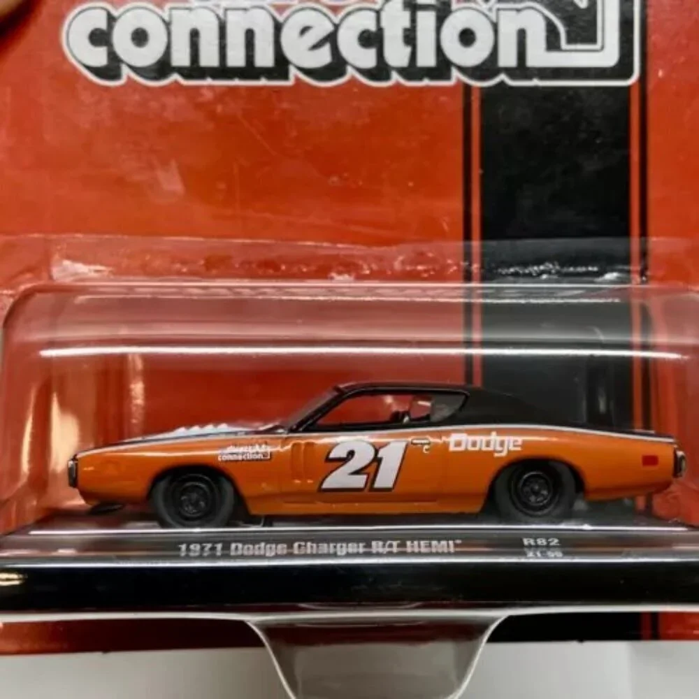 M2 Machines 1971 Dodge‎ Charger R/T Hemi R82 Auto-Drivers 1:64 Direct Connection